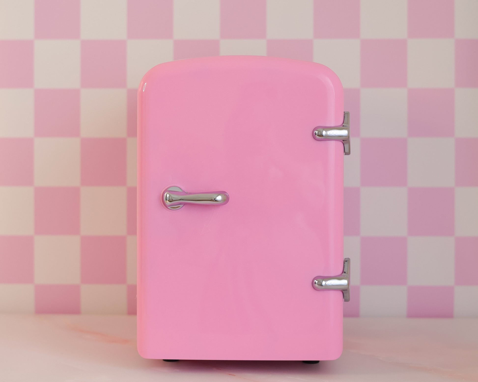 Cool Girl Fridge – pastel bubblegum pink mini skincare fridge