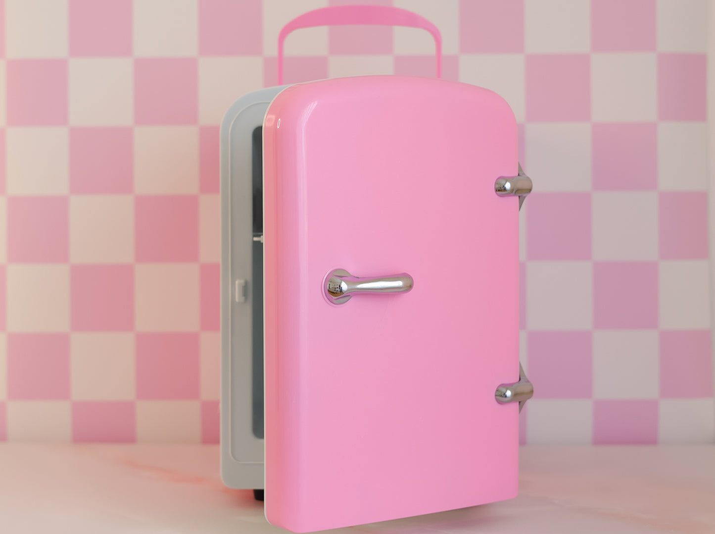 Cool Girl Fridge – pastel bubblegum pink mini skincare fridge